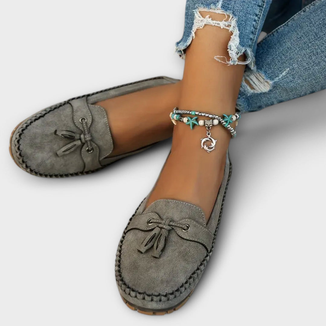 Lise - Moccasin