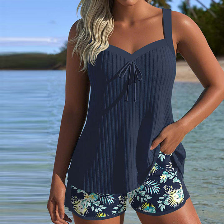 Anja | Gestreifter Zweiteiliger Tankini mit Strandshorts