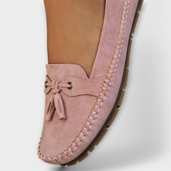 Lise - Moccasin