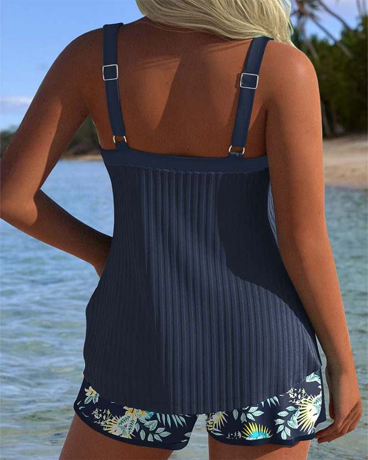 Anja | Gestreifter Zweiteiliger Tankini mit Strandshorts